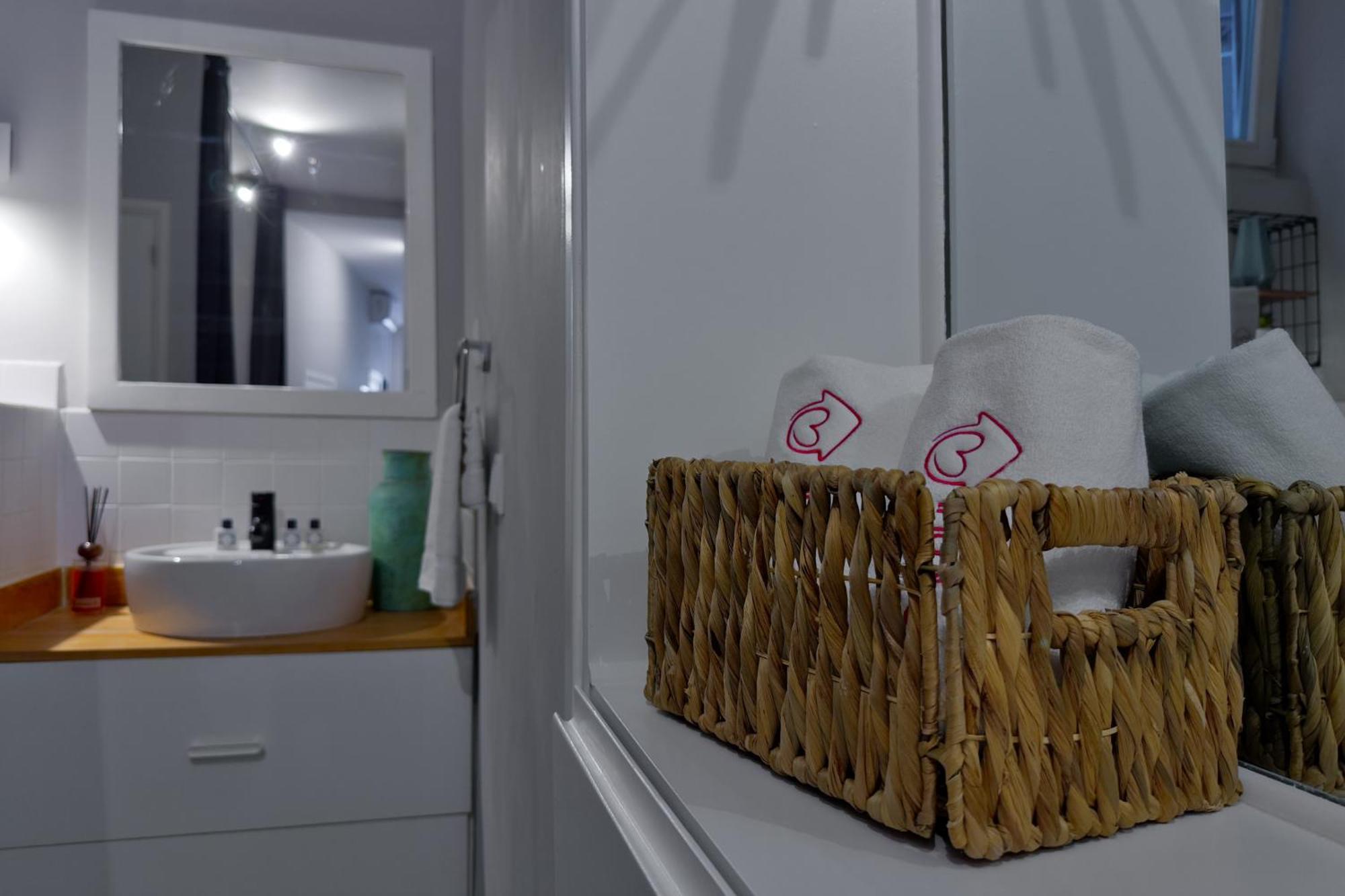 Apartment Salvador Suites By Inloveapartments Lisbon
