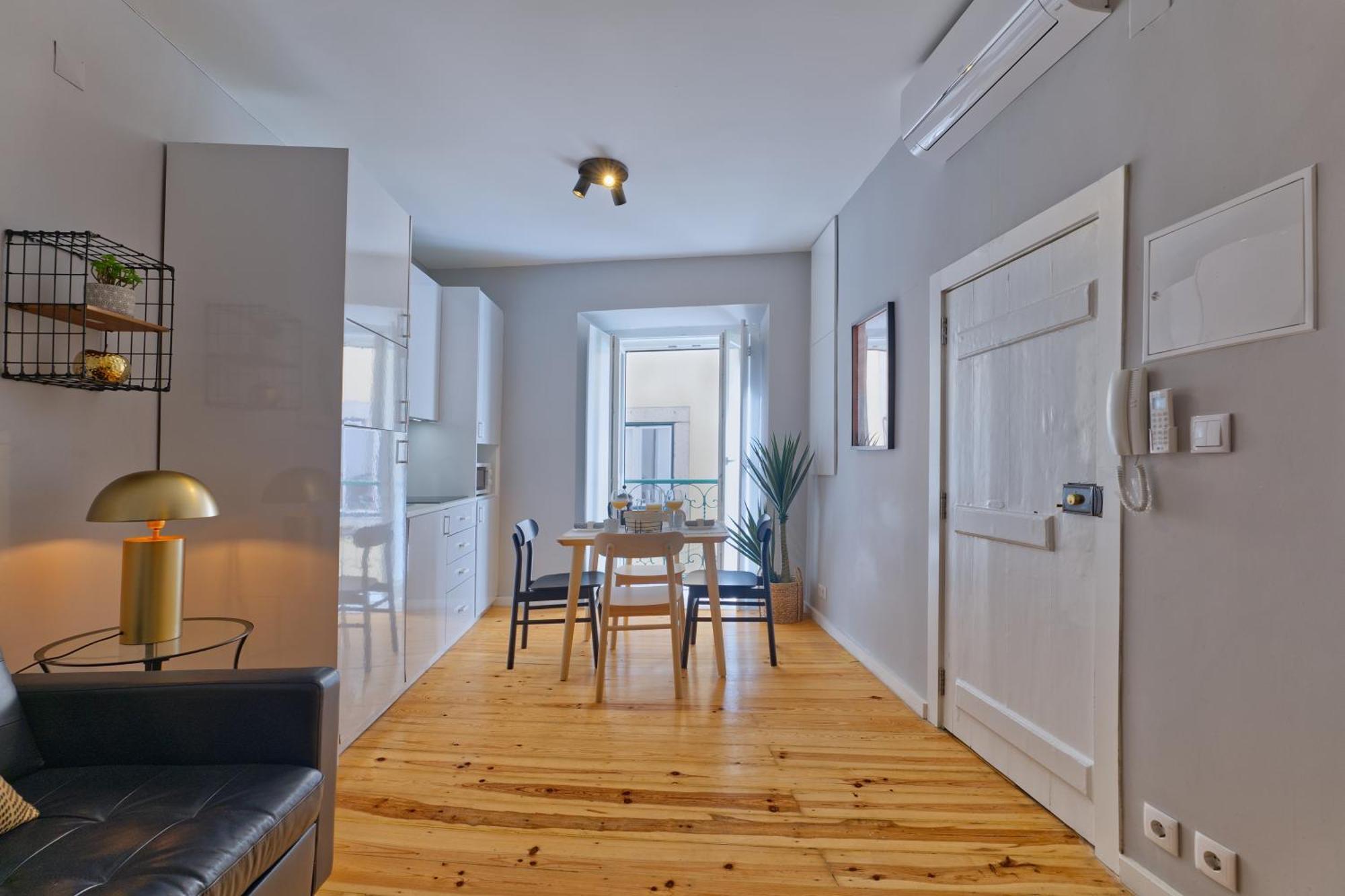 Salvador Suites By Inloveapartments * Lisbon