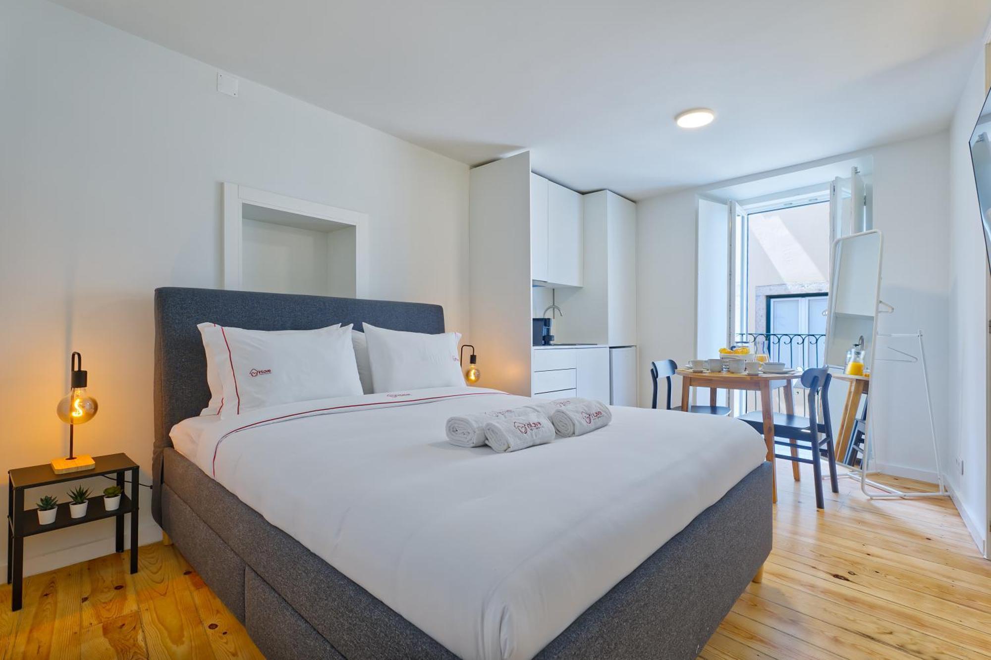 Salvador Suites By Inloveapartments Lisbon